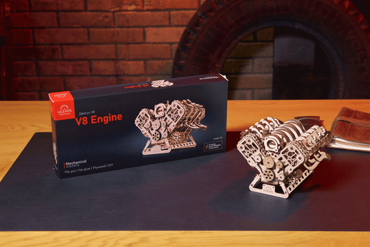 Ugears V8 engine