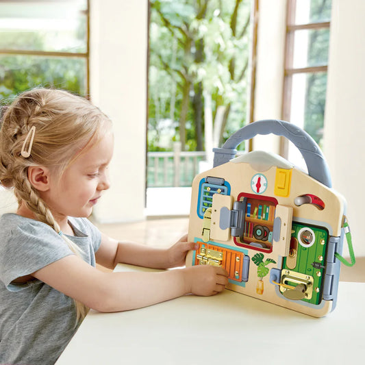 Hape - lock & learn playboard