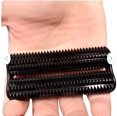 Kaiko - Spikey Hand Roller - Black, 285g