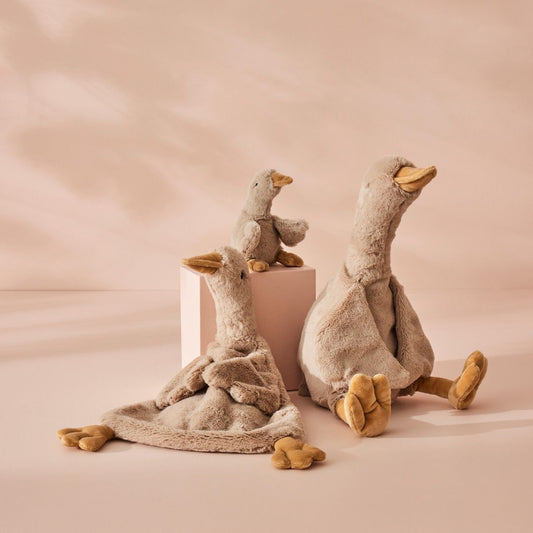 Puddle goose rattle