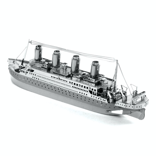 metal earth - titanic