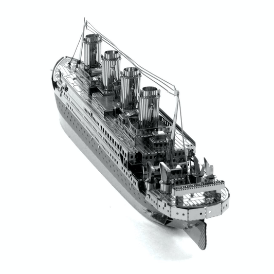 metal earth - titanic